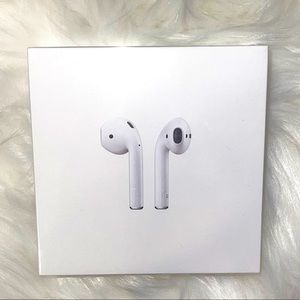 Apple AirPods 2nd Generation (NEW)